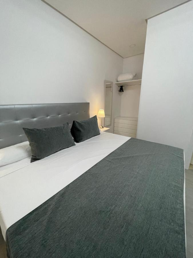 Suara Apartamentos 3 Madrid Exterior photo